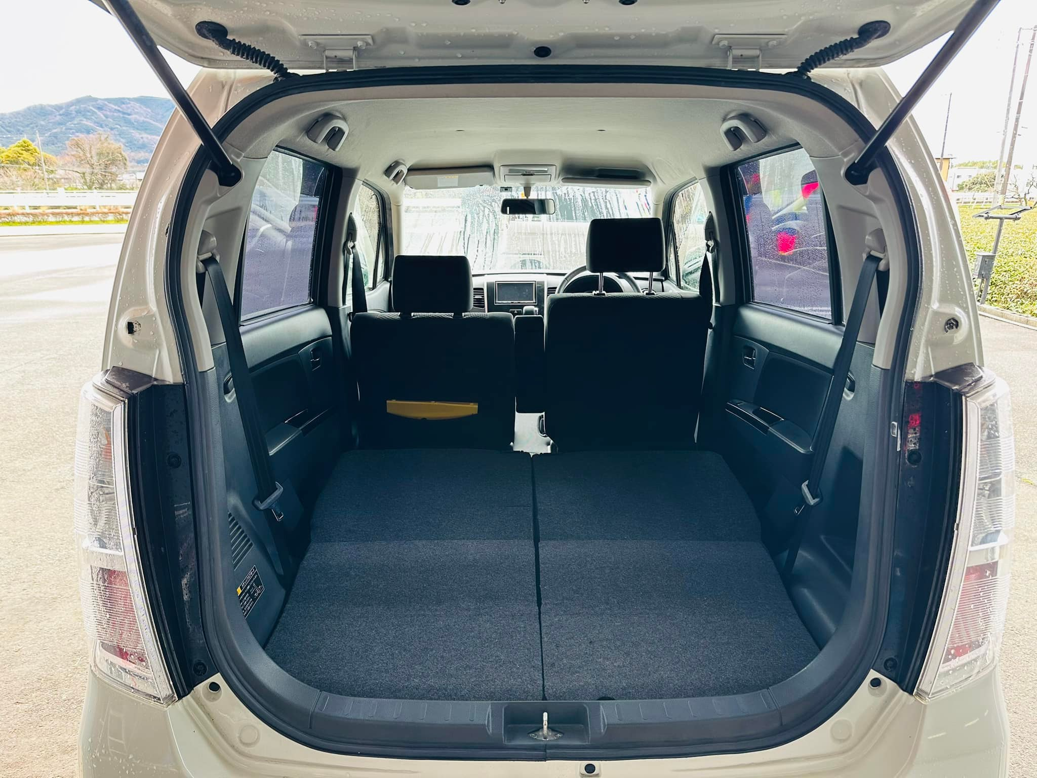 早速お一人見に来られますが🚘